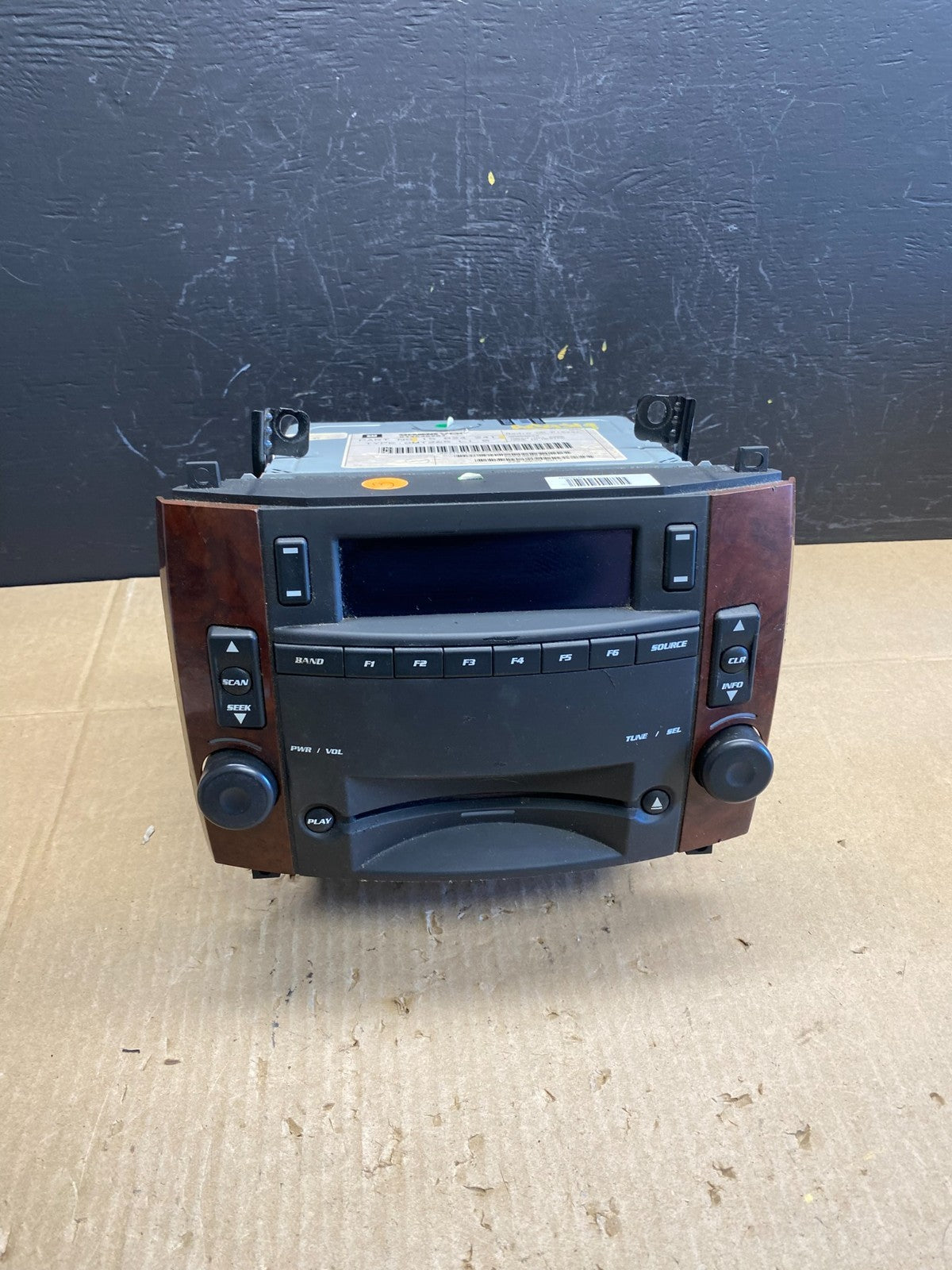 2005 to 2007 Cadillac Escalade Radio CD AM/FM DVD 6 Disc AB9519 DG0