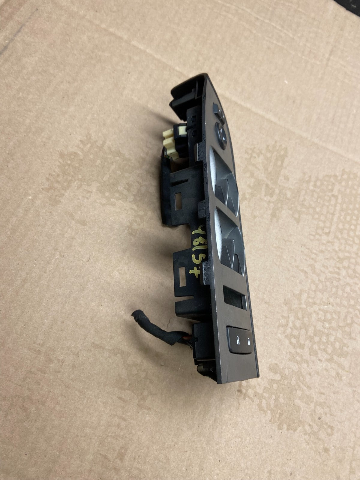 2007-2014 Chevrolet Silverado Tahoe Left Driver Master Window Switch y8157 DG3