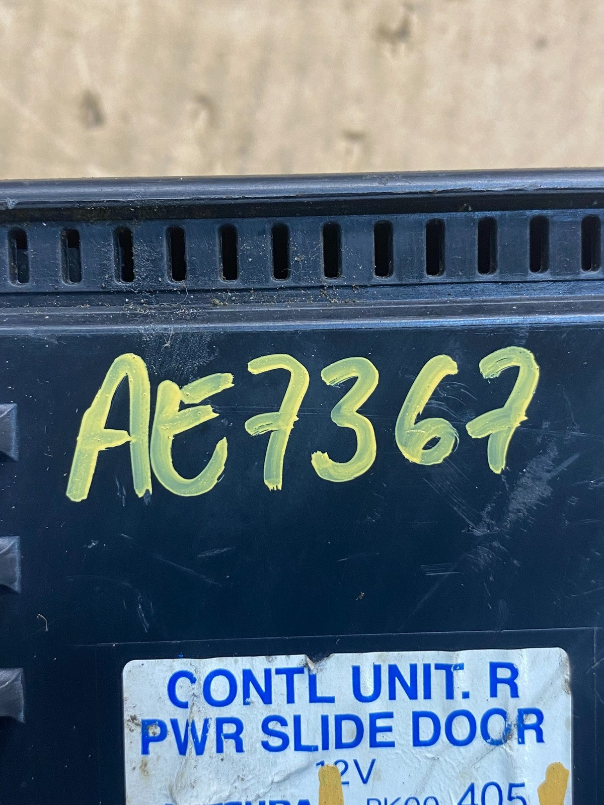 2005 - 2010 Honda Odyssey Rear Right Passenger Sliding Door Module AE7367 DW3