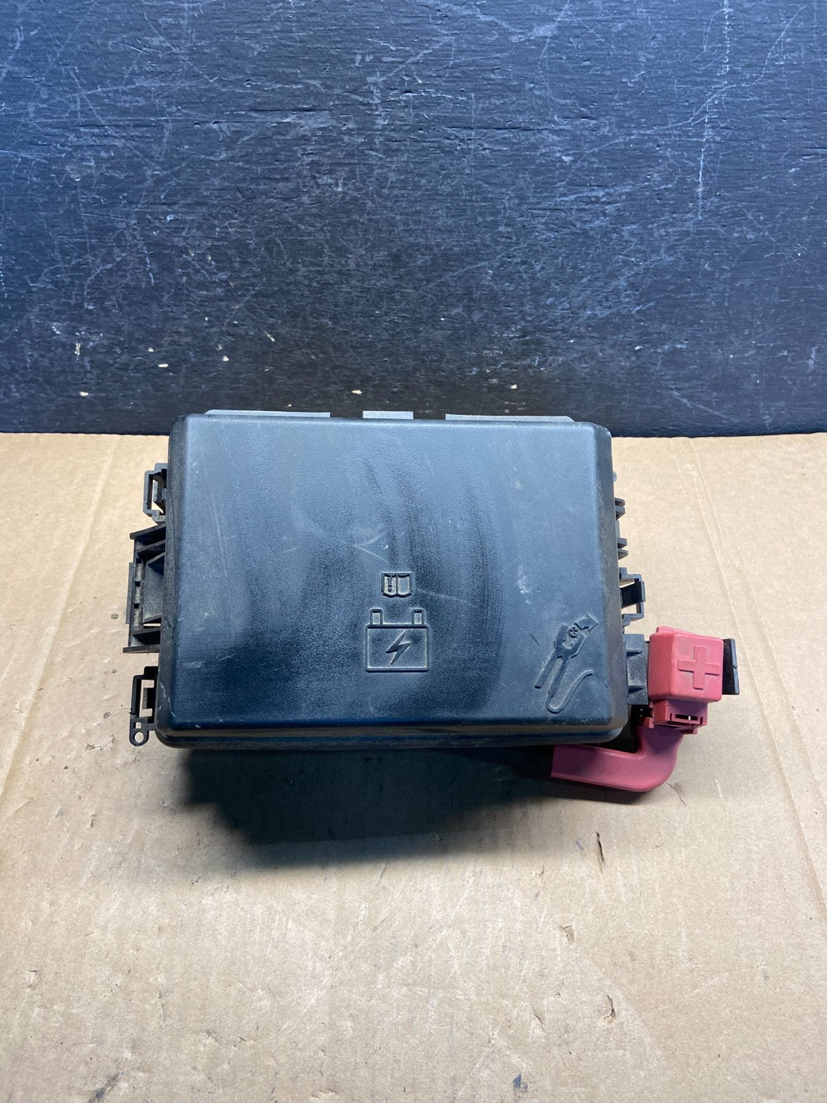 2010 Dodge Charger Fuse Box Body Control Module BCM AG1485 DG5