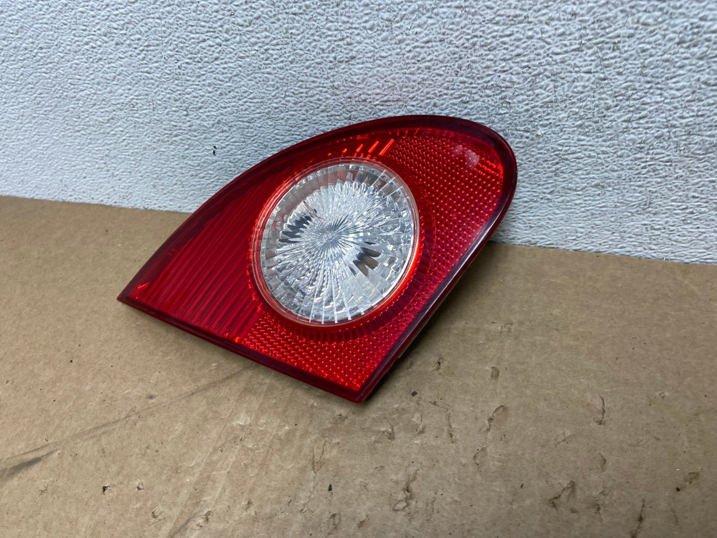2003 - 2008 Toyota Corolla Inner Left Driver Lh Side Tail Light AG1419 LK1