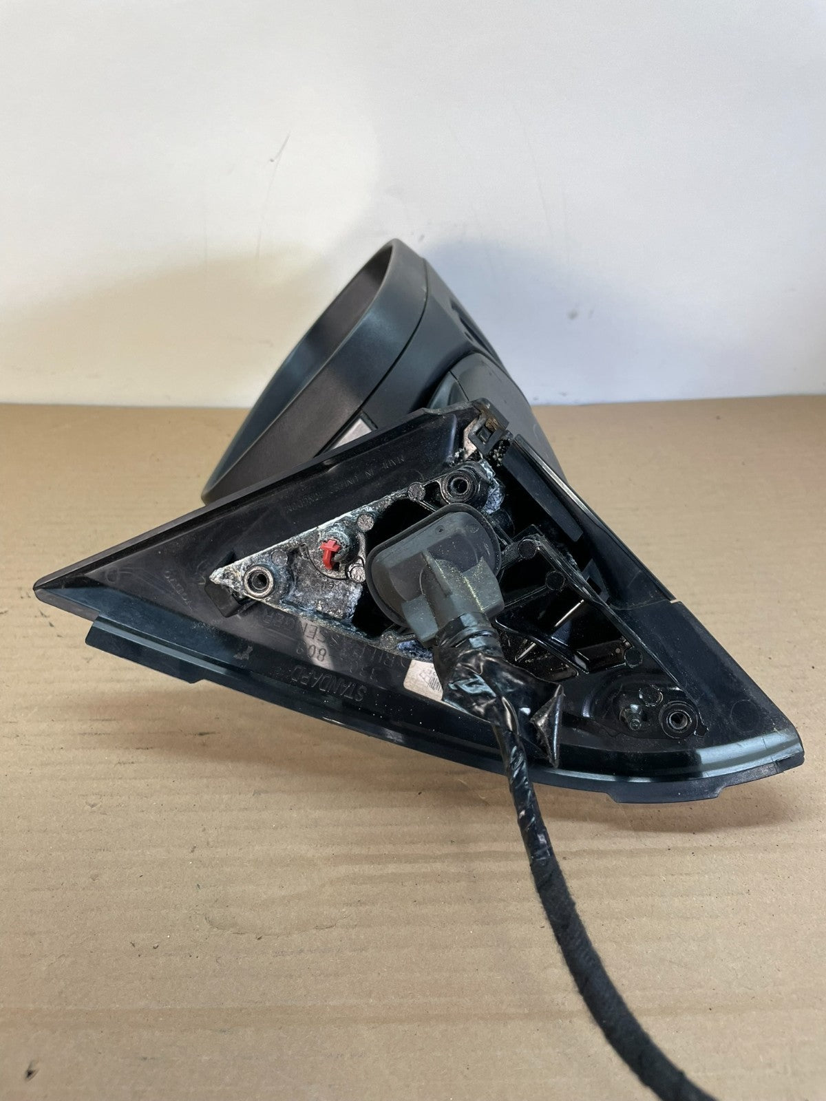 2011- 2018 Volvo S60 Right Passenger RH Front Door View Mirror AH8672 DG4