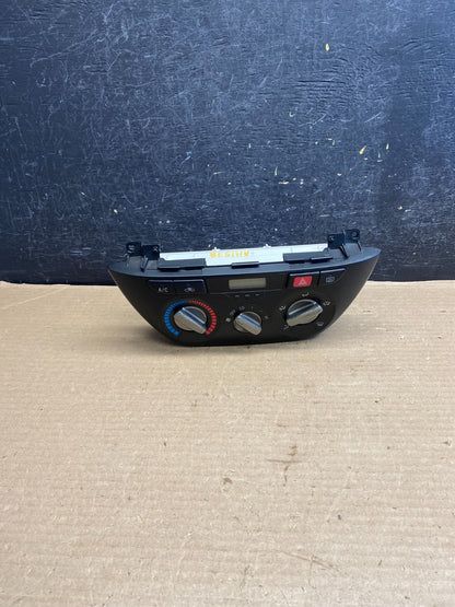 2001 - 2003 Toyota RAV4 A/C Heater Climate Control Unit Switch ah1579 DG0