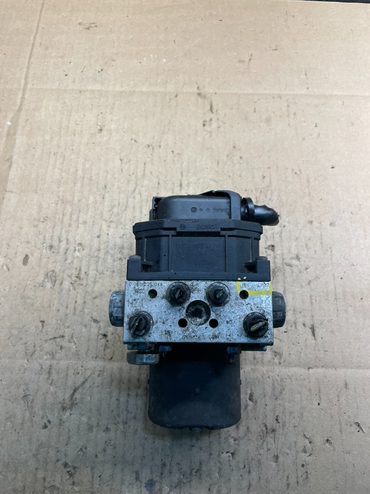 2007 to 2008 Audi A4 ABS Anti-Lock Brake Pump  OEM w6786 DG2