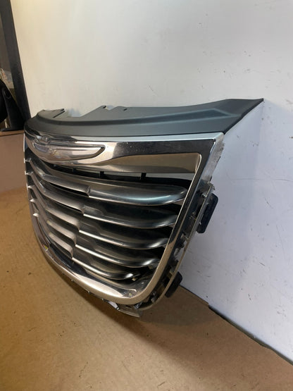 2011 to 2016 Chrysler Town & Country Front Upper Grill Grille AF8795 DG1