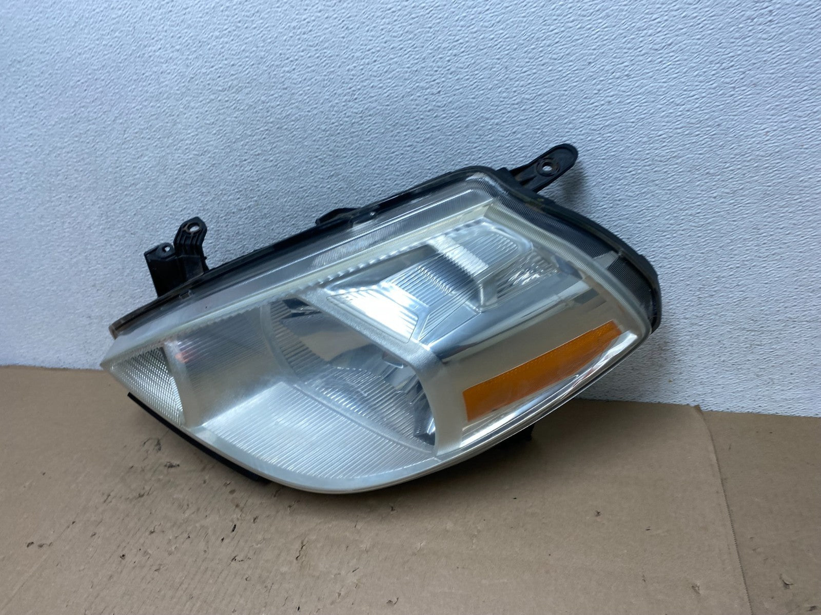 2008 to 2012 Nissan Versa Headlight Halogen Left Driver Lh Side AG6749 DW1