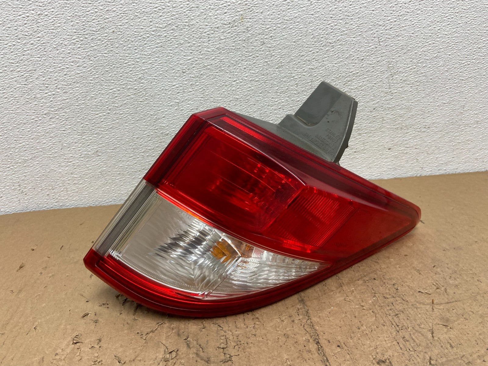 2011 to 2017 Nissan Quest Right Passenger RH Side Tail Light AC7362 DW0