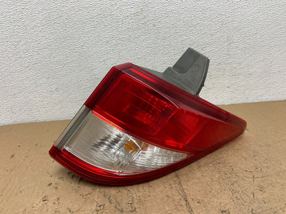 2011 to 2017 Nissan Quest Right Passenger RH Side Tail Light AC7362 DW0