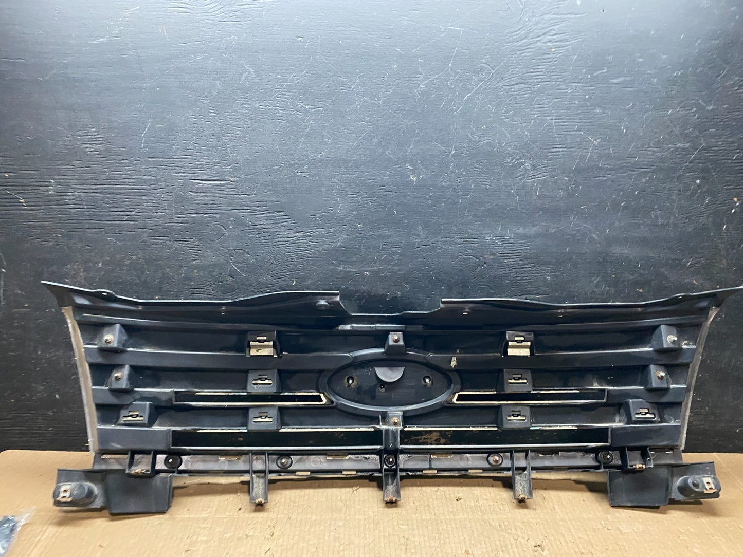 2007 2008 2009 2010 Ford Edge Front Upper Chrome Grill Grille U0264 DG5
