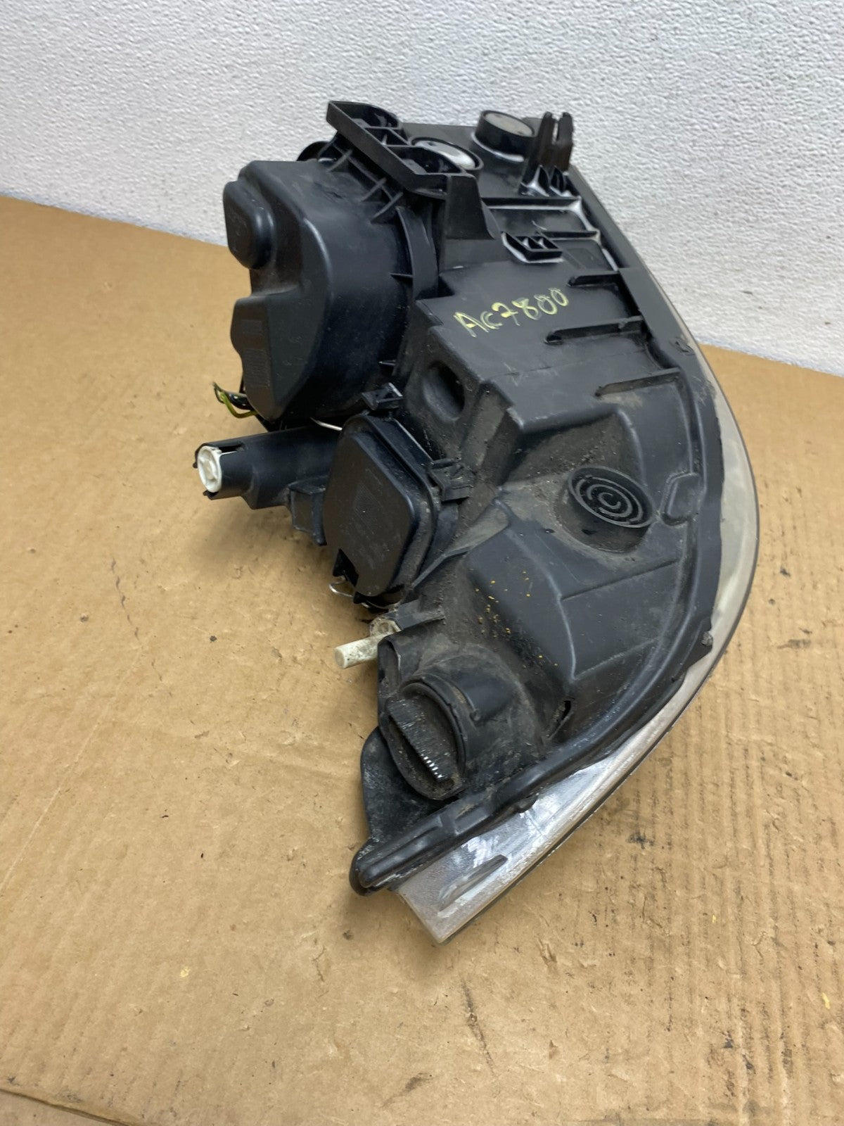 2009-2011 Bmw 3 Series 328i 4/D Sedan Left Driver Headlight Halogen AC7800 DW9