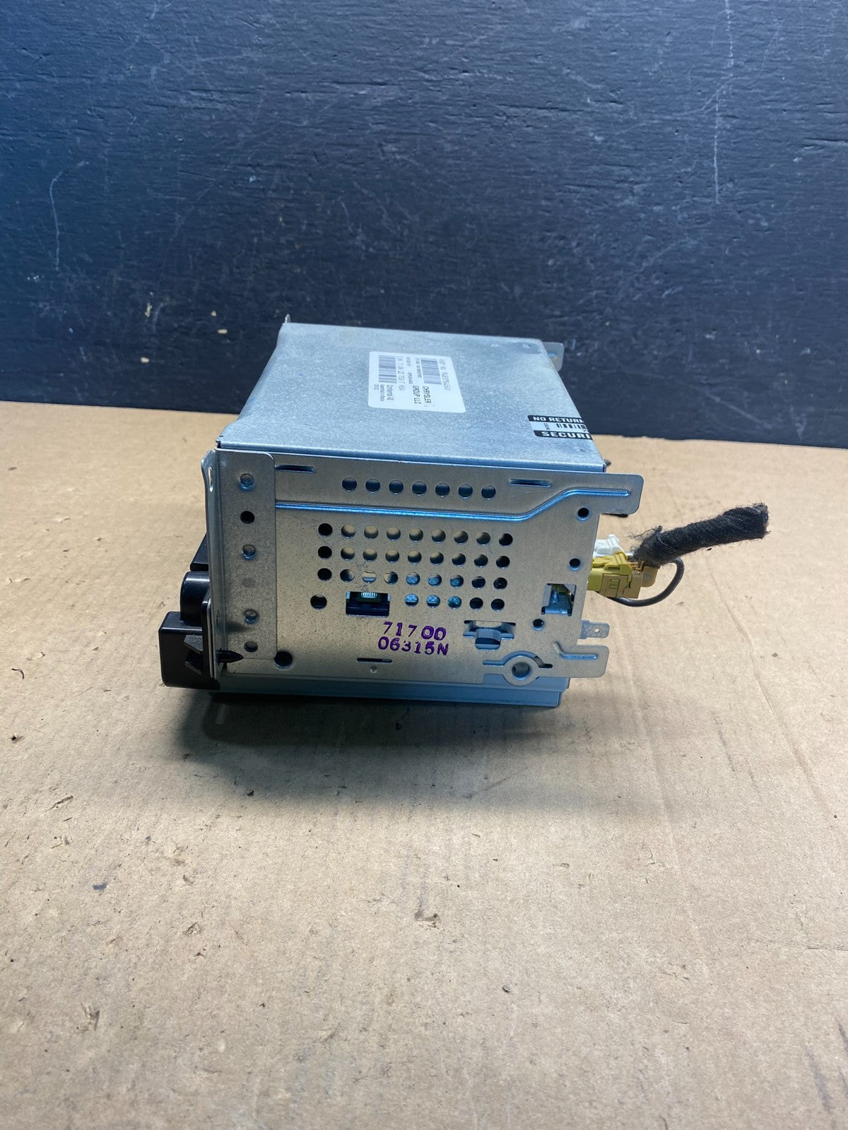 2013 - 2014 Dodge Journey Radio Info Media CD Player Unit AE7455 DW1