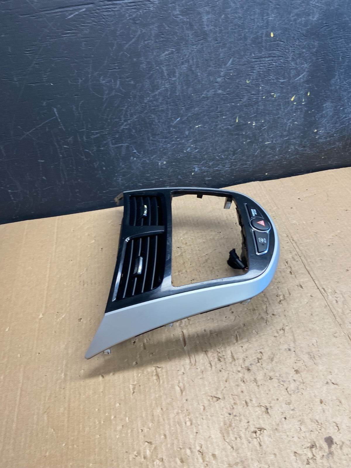 2012 to 2017 Hyundai Accent Center Radio Bezel Air Vent Panel AE4182 DG1