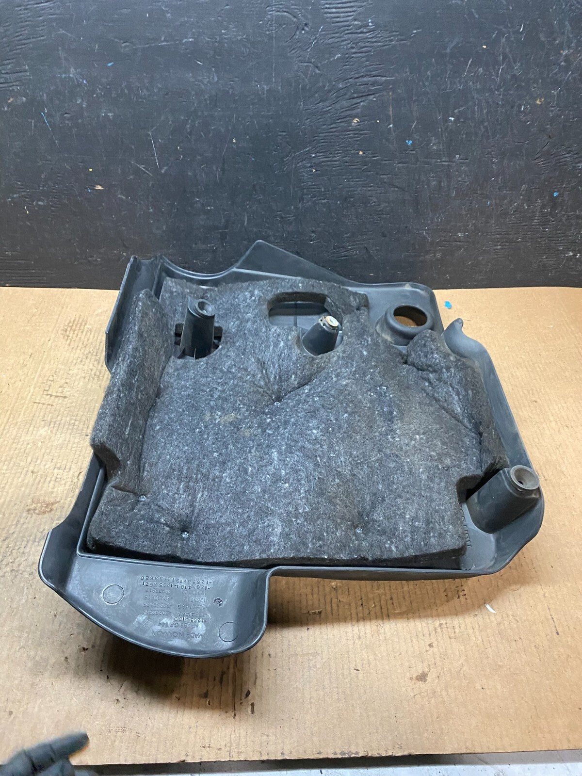 2010 to 2012 Chevrolet Equinox V6 VVT Plastic Engine Cover Shield H4821 PS6
