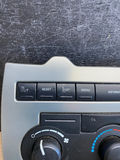 2005 2006 2007 Jeep Commander Grand Cherokee A/C Climate Control Bezel T1818 DG1