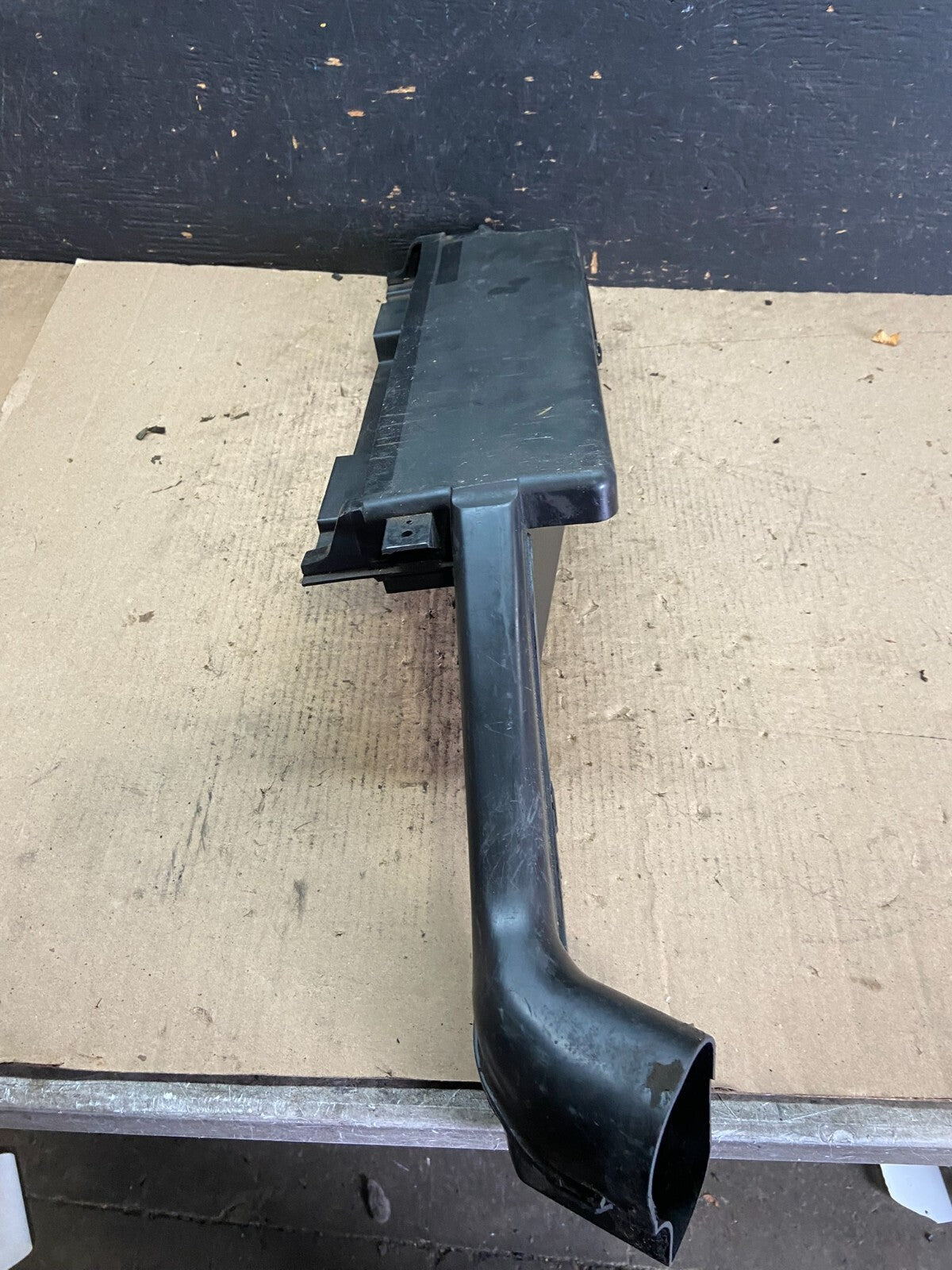 2003 to 2008 Nissan Murano Air Intake Cleaner Duct O0575 DG3
