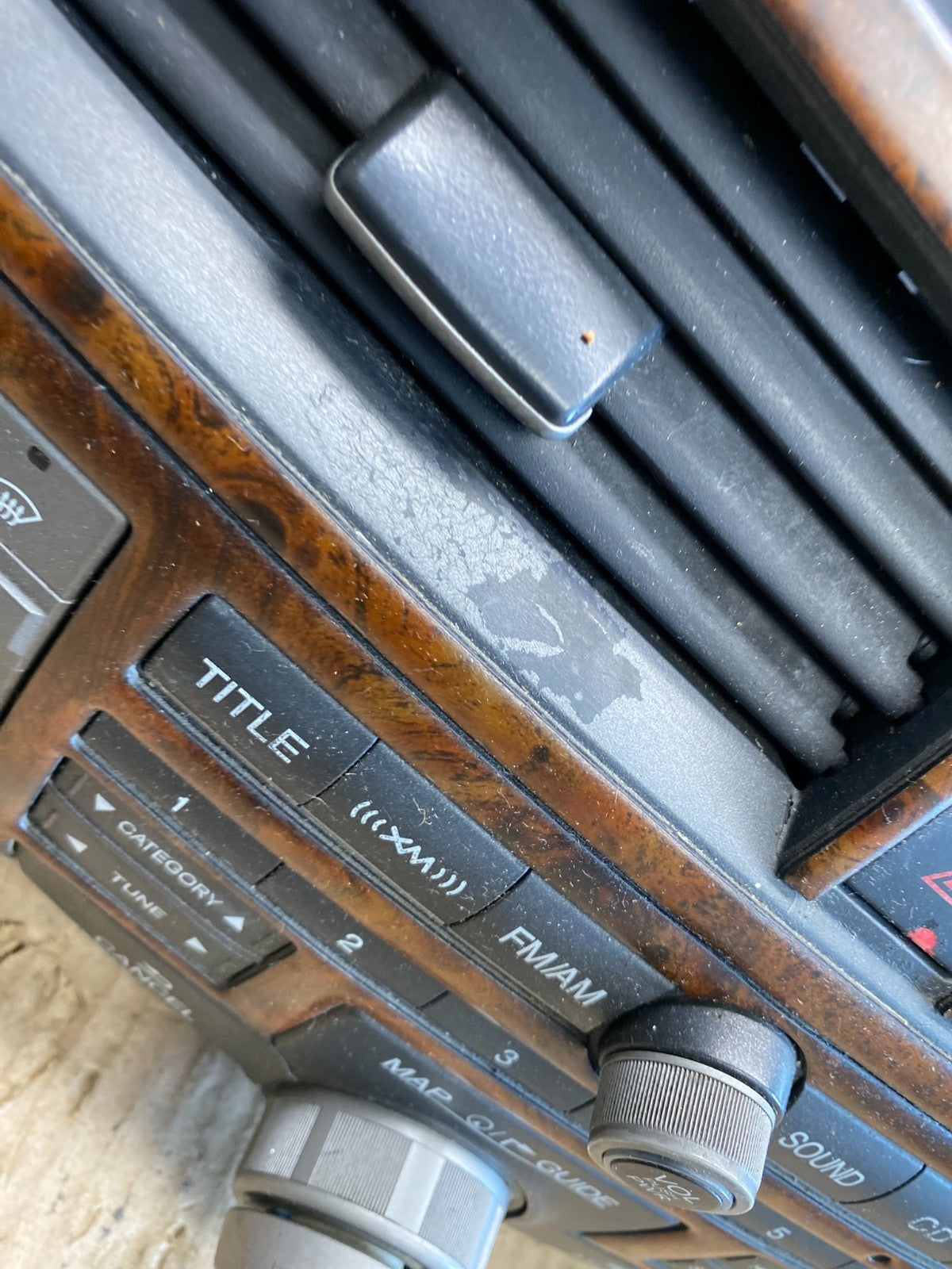 2008 - 2012 Honda Accord Front Radio Control AM./FM CD Climate Control AC4850 DG1