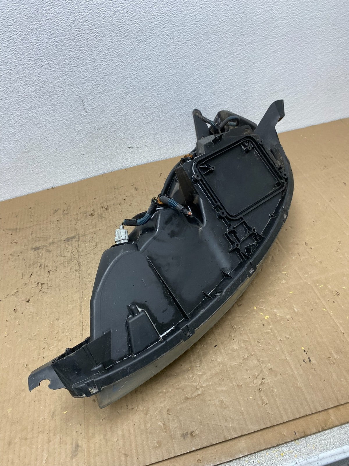 2006 to 2010 Toyota Sienna Right Passenger Rh Side Headlight Halogen AC0155 DW9
