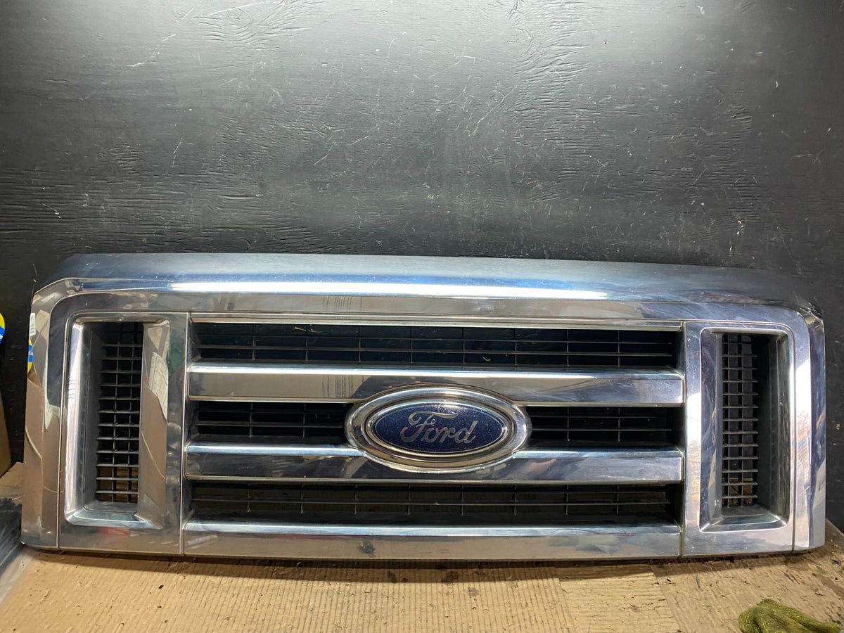2008 to 2014 Ford Econoline E150 E250 Front Upper Chrome Grill Grille w6056 DG0