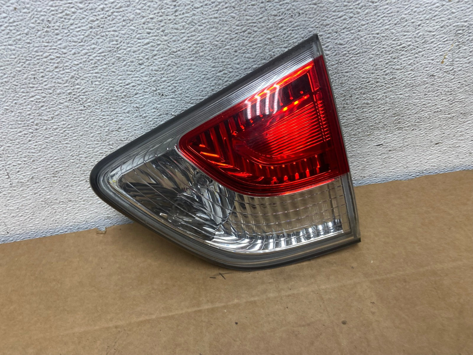 2013 to 2016 Nissan Pathfinder Right Passenger Inner Tail light AD5359 LK0
