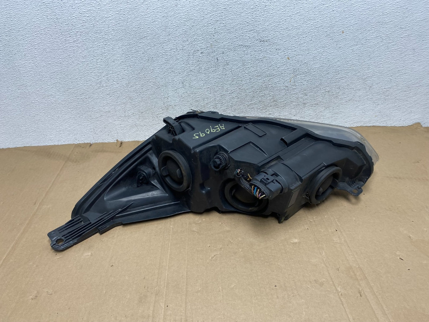 2015-2017 Ford Focus Right Passenger Rh Side Halogen Headlight AE9095 DW6
