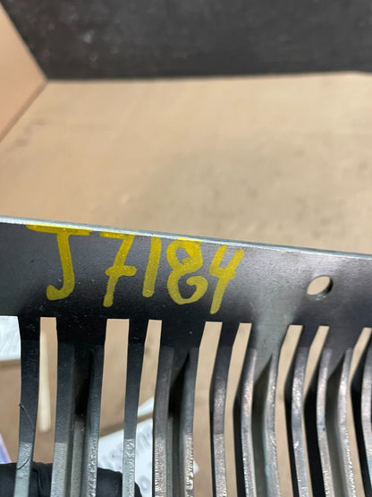 2000 Hyundai Sonata Front Grill Grille J7184 OEM DG10