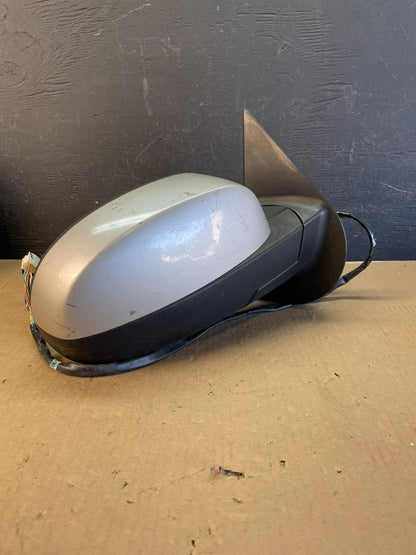 2007 to 2008 Gmc Yukon Right Passenger Turn Signal View Door Mirror AD5633 DW1
