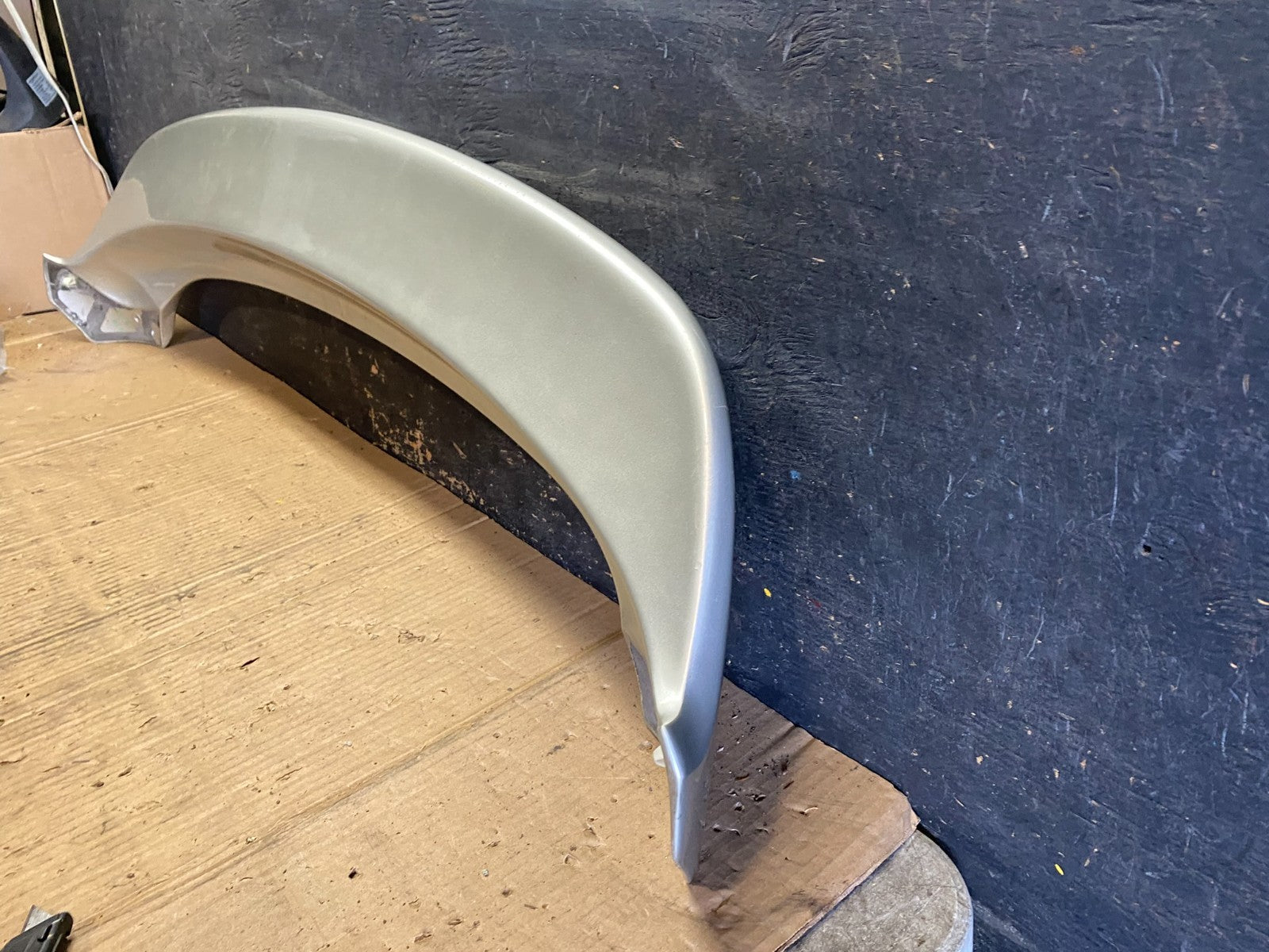 1999 to 2003 Lexus RX300 Rear Spoiler Gate Hatch Wing OEM S8647 DG10