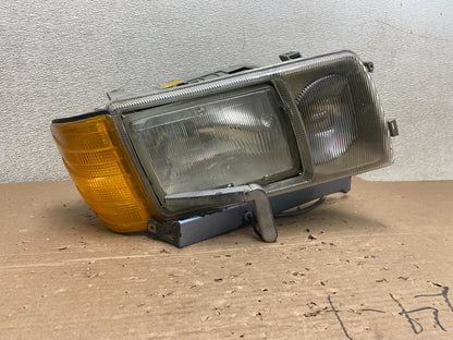1986-1993 Mercedes S Class W126 Right Passenger Halogen Headlight AB1569 DG0