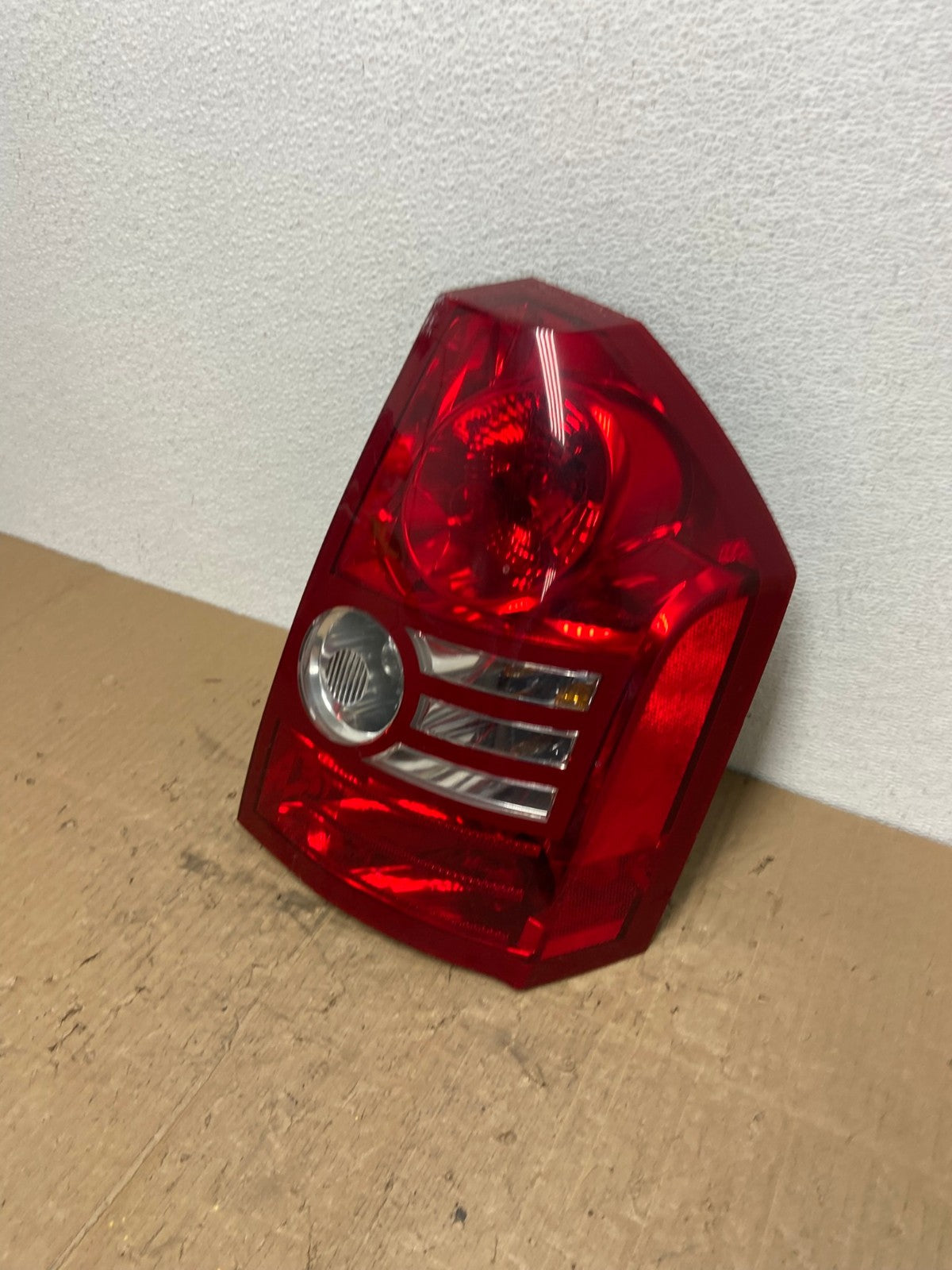 2008 2009 2010 Chrysler 300 Right Passenger RH Side Tail Light OEM AC0331 LK1