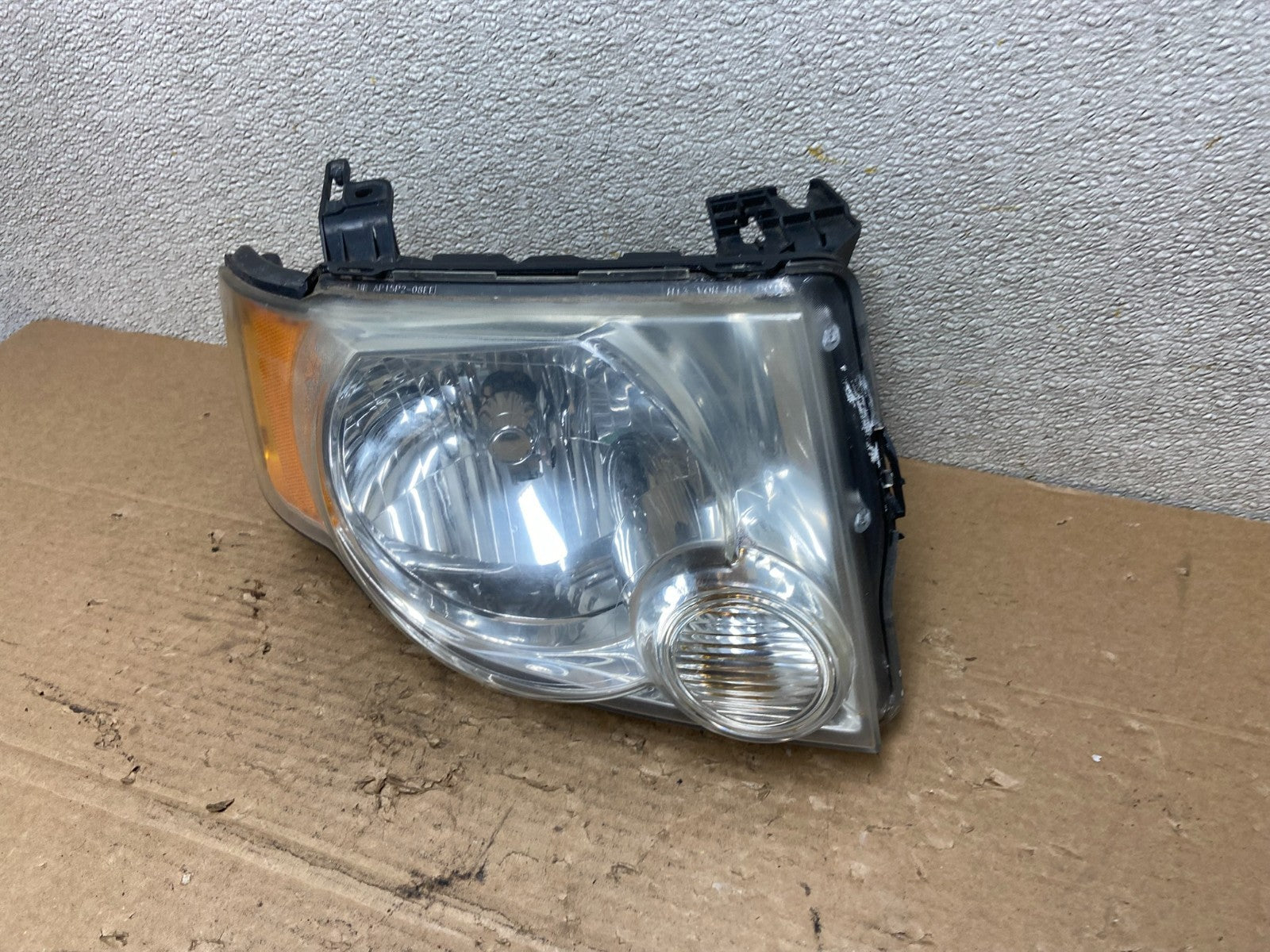 2008 to 2012 Ford Escape Headlight Right Passenger RH Side Halogen AB4890 DW1