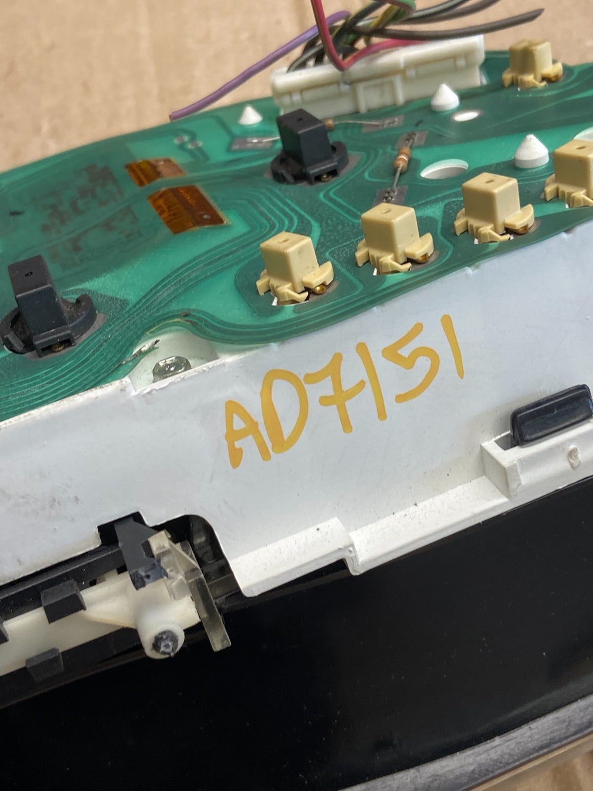 2001-2002 Ford Econoline E250 E350 Van Speedometer Instrument Cluster ad7151 DG8