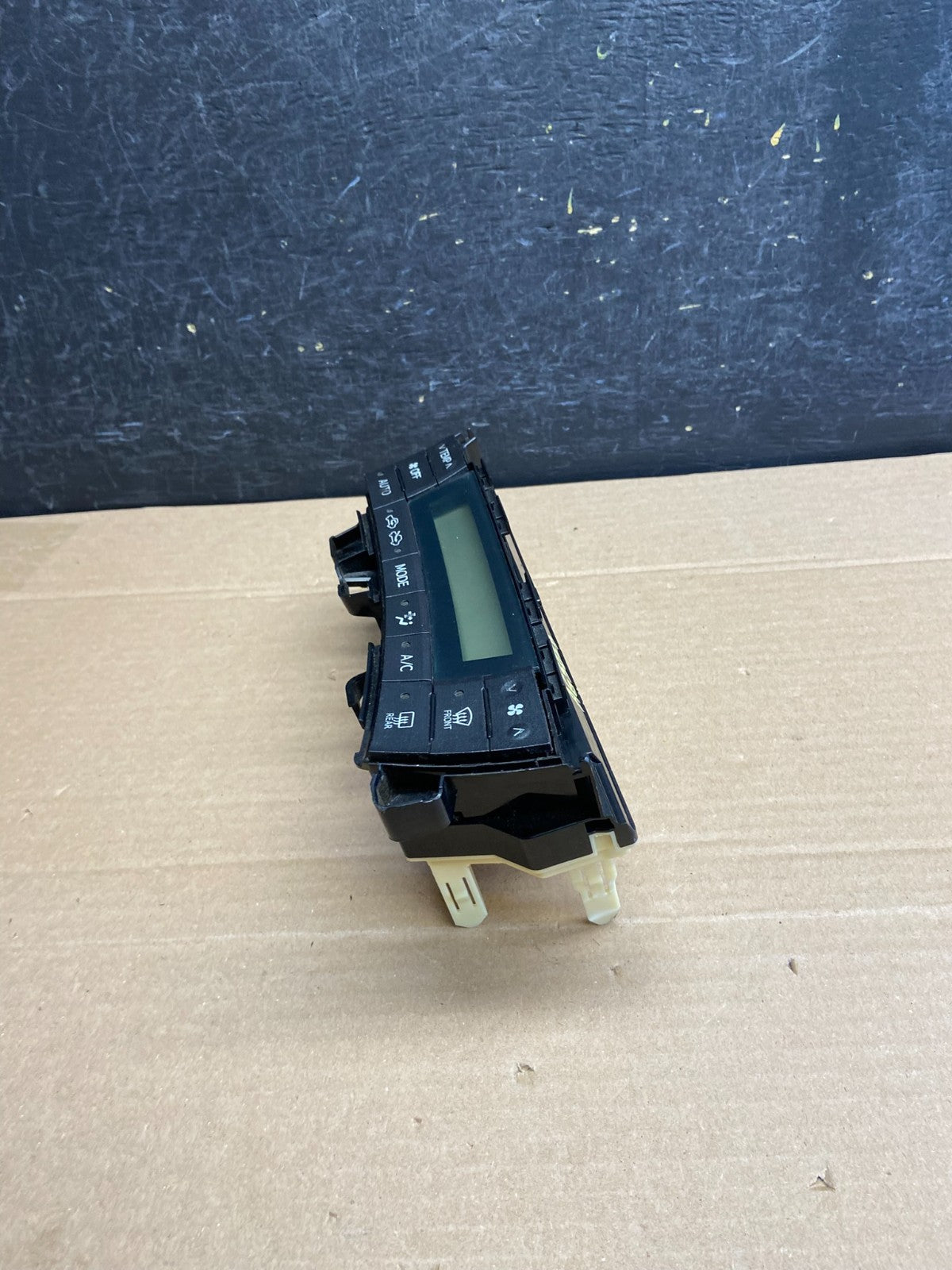 2010 to 2015 Toyota Prius A/C Heater Climate Control Unit Switch ag5028 DG2