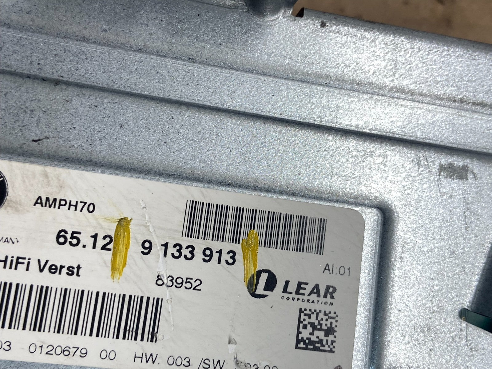 2007-2010 BMW X5 Top HiFi Lear Radio Audio Amplifier Amp OEM t1931 DG5