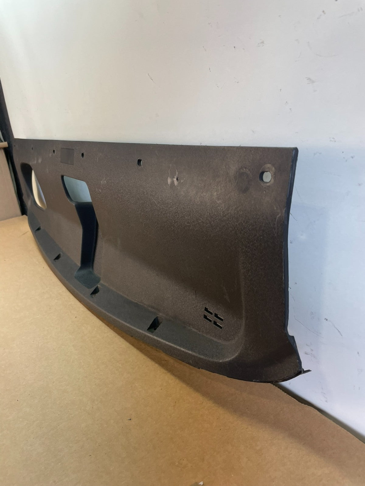 2016 to 2018 Kia Sorento Front Radiator Grille Top Cover Panel AF8573 DG1