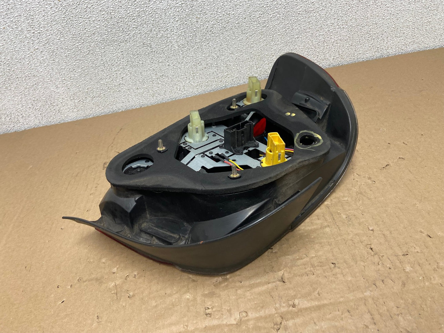 2001- 2003 BMW 5 Series E39 530i Right Passenger Rh Tail Light Oem AB6271 LK4