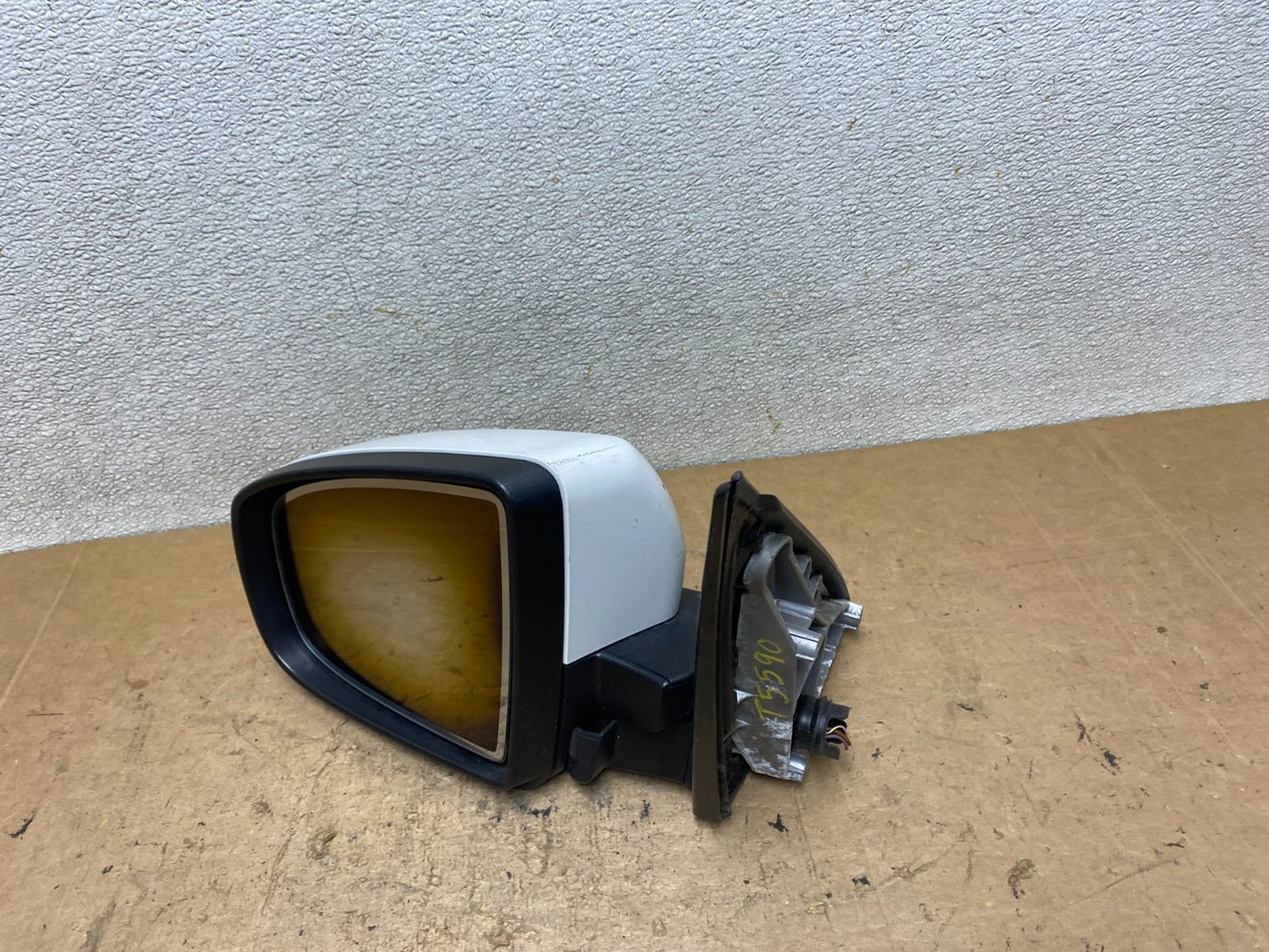 2007 to 2013 BMW X5 Left Driver LH Side View Door Mirror Oem T5590 DG8