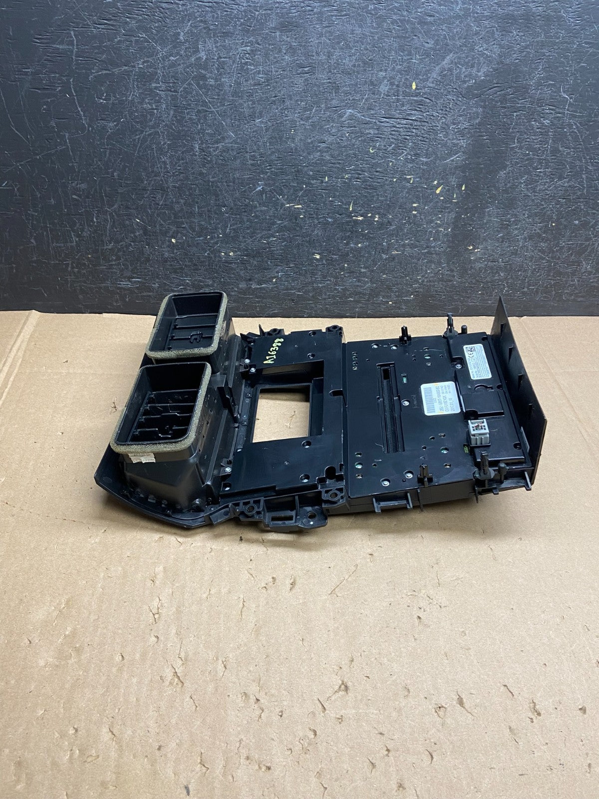 2016-2018 Ford Explorer Radio Heater Climate A/C Control Bezel Trim AI6388 DG4