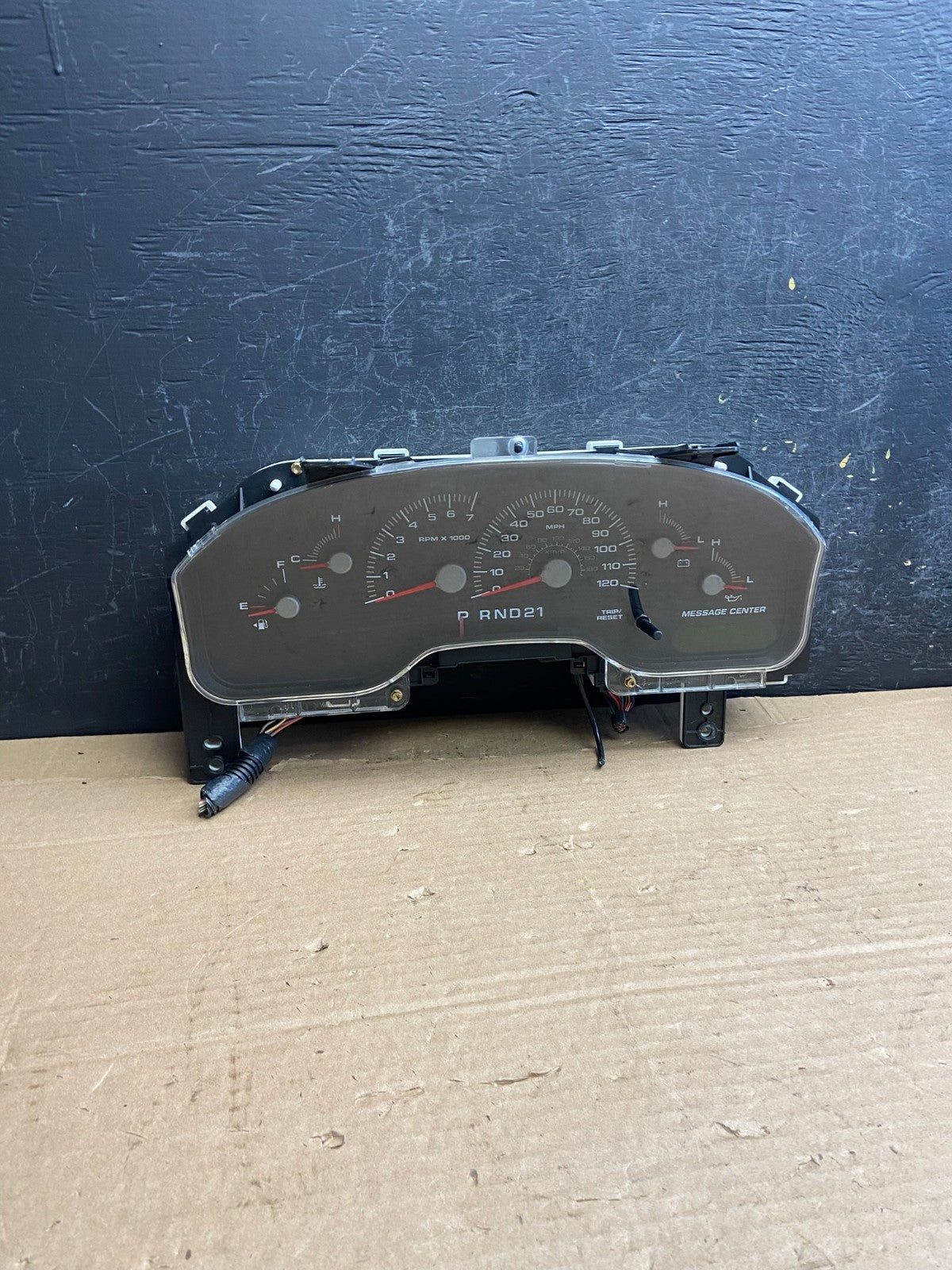 2000 2002 Ford Expedition Speedometer Instrument Gauge Cluster AF2545 DG0
