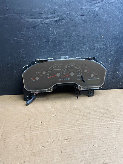 2000 2002 Ford Expedition Speedometer Instrument Gauge Cluster AF2545 DG0
