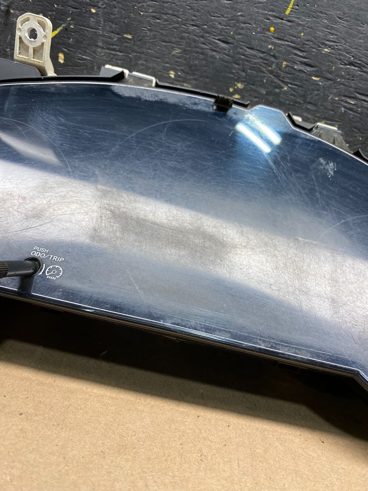 2006  Toyota Sienna Speedometer Cluster Gauge R6346 DG1