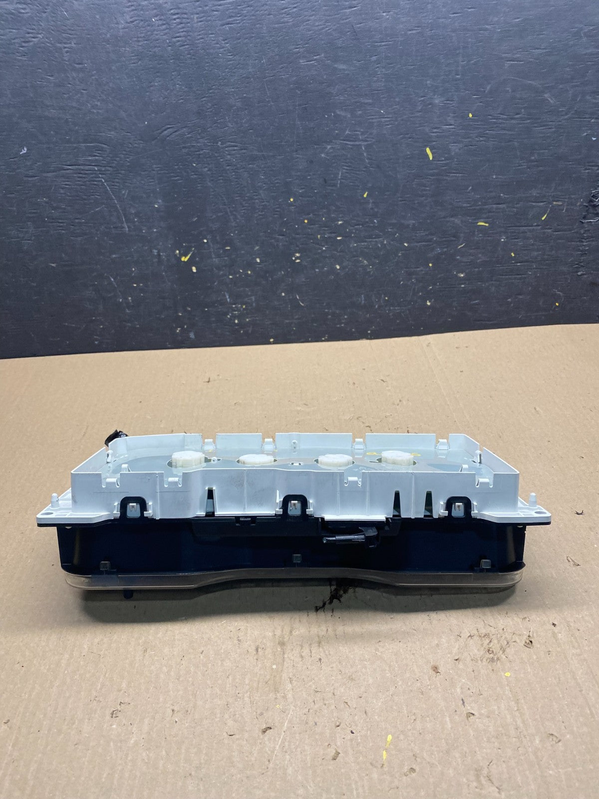 2009 to 2010 Mercury Grand Marquis Speedometer Cluster Gauge Oem Q6986 DG6