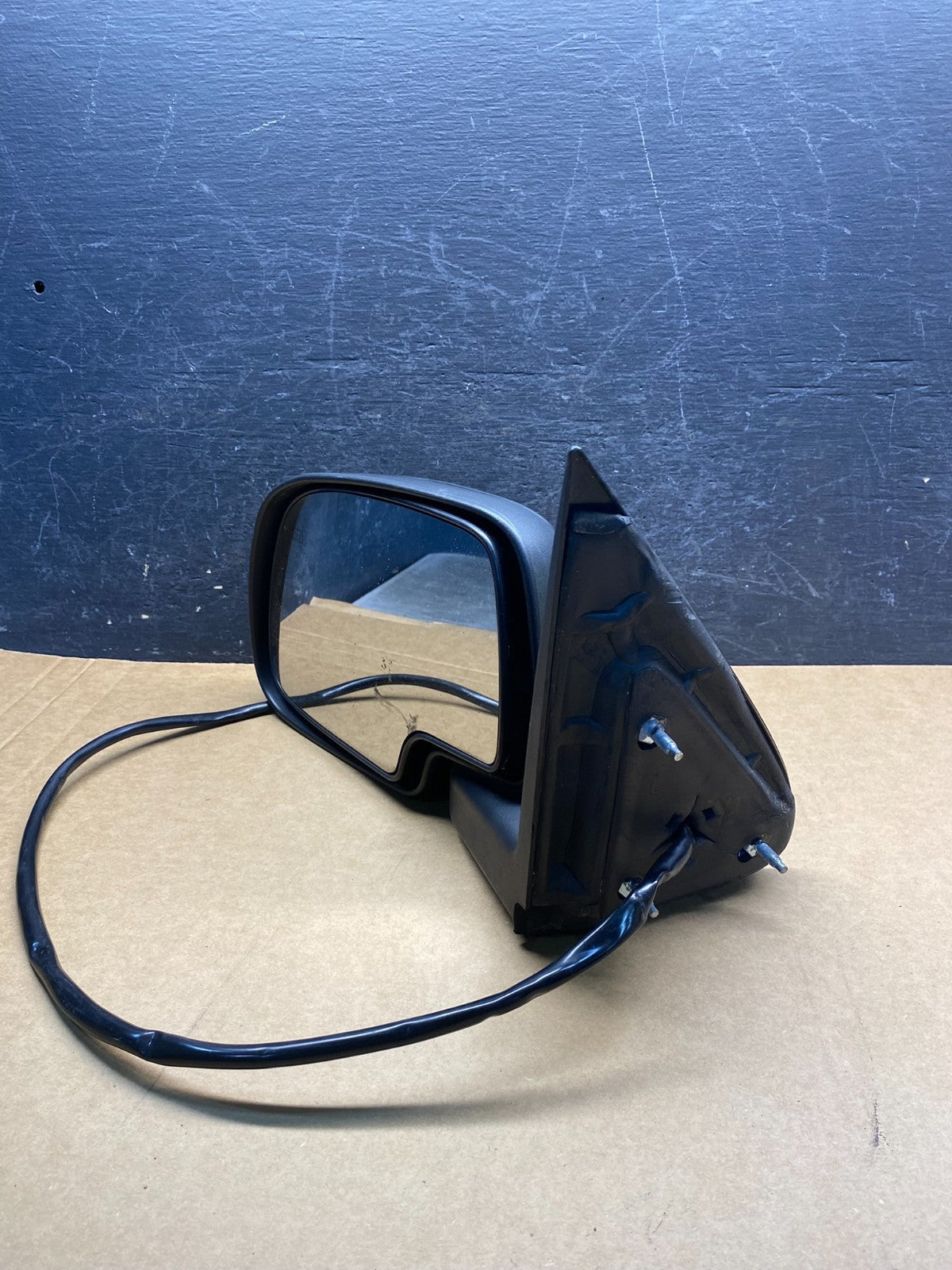 1999-2002 Chevrolet Tahoe Suburban Left Driver LH Side Door Mirror AH7058 DG11