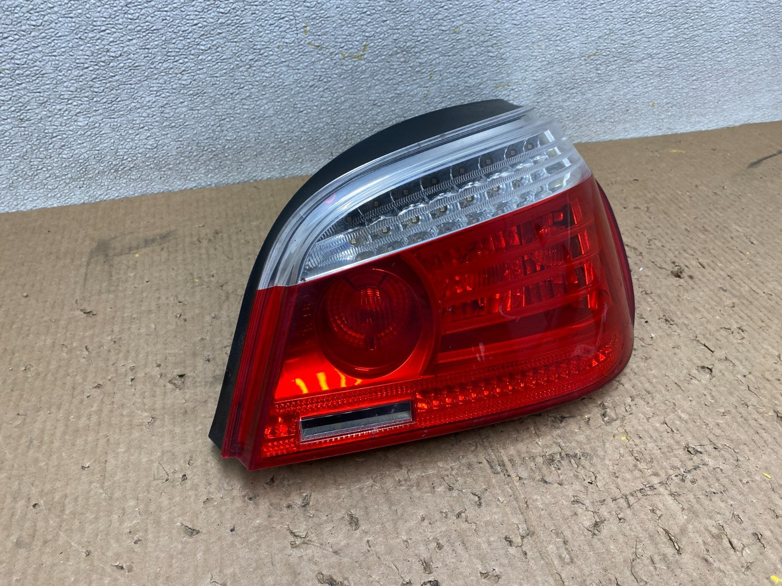 2008 2009 2010 BMW 5 525i 530i Right Passenger Rh Tail Side Light W7542 DW2