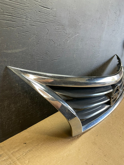 2013 to 2015 Nissan Altima Front Upper Grill Grille Sedan AD0442 DG2