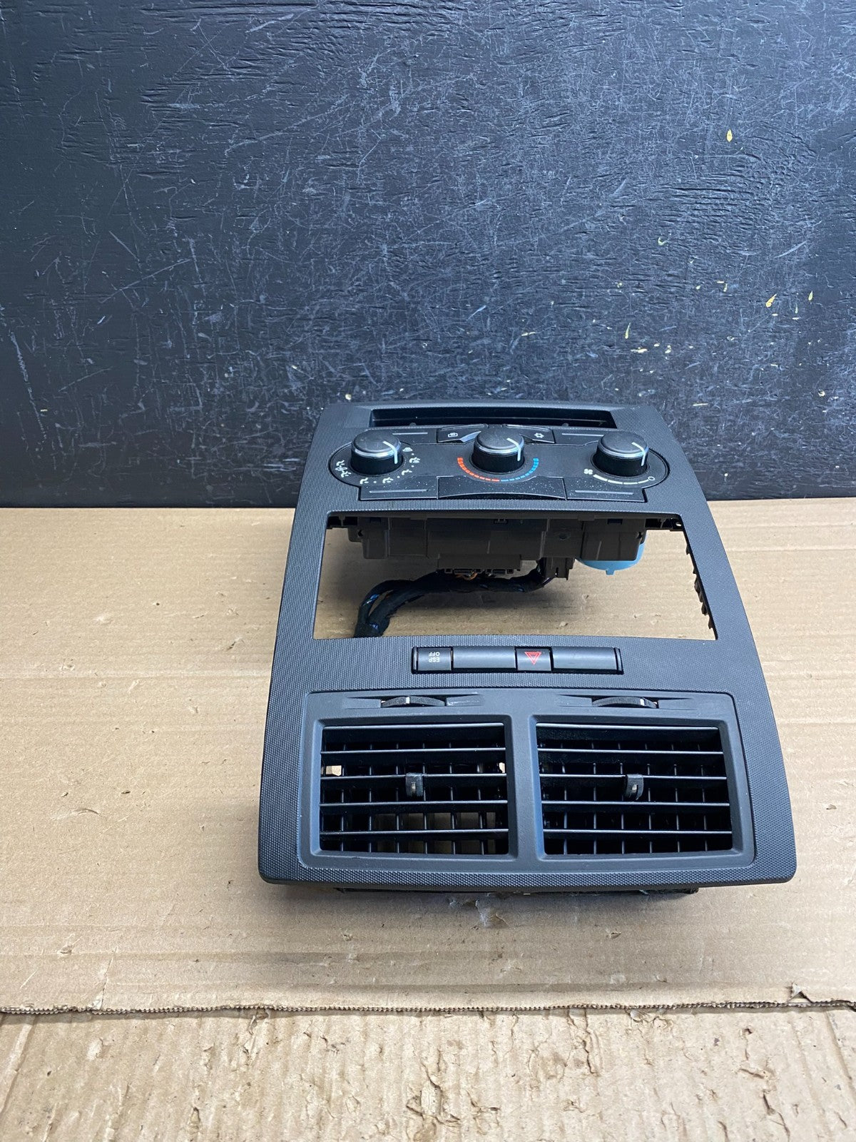 2008 - 2010 Dodge Charger Dash Climate Temperature Control Radio Bezel AG0168 DG2