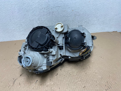 2005 to 2007 Mercedes-Benz C-Class Right Passenger Side Headlight AE8833 LK5
