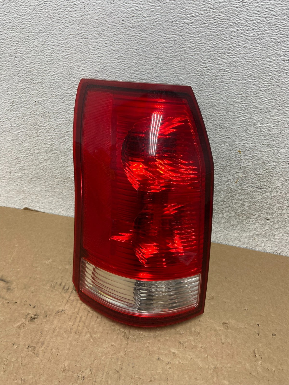 2004 2005 2006 2007 Saturn Vue Left Driver Lh Side Tail Light AF7978 GD0