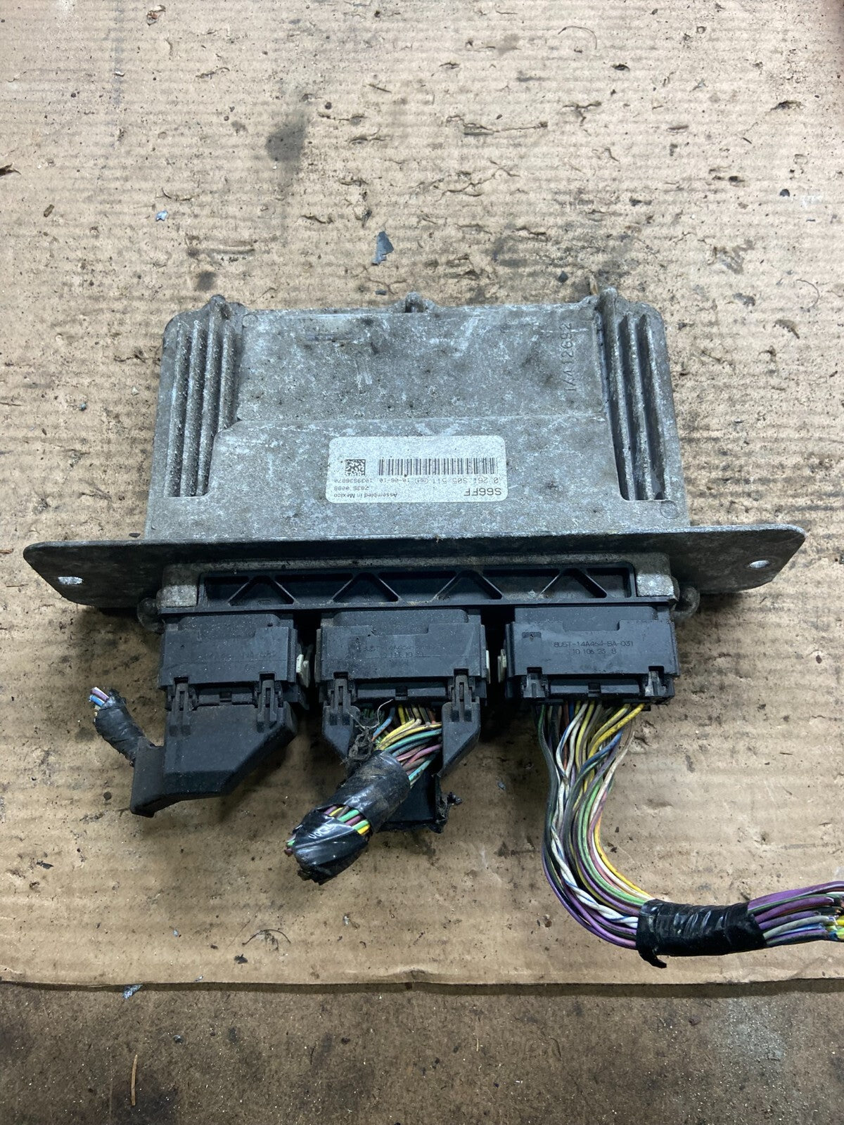 2006  Ford E150 ECM ECU Engine Computer Module 6C2A-12A650-BC N8906 OEM DG2
