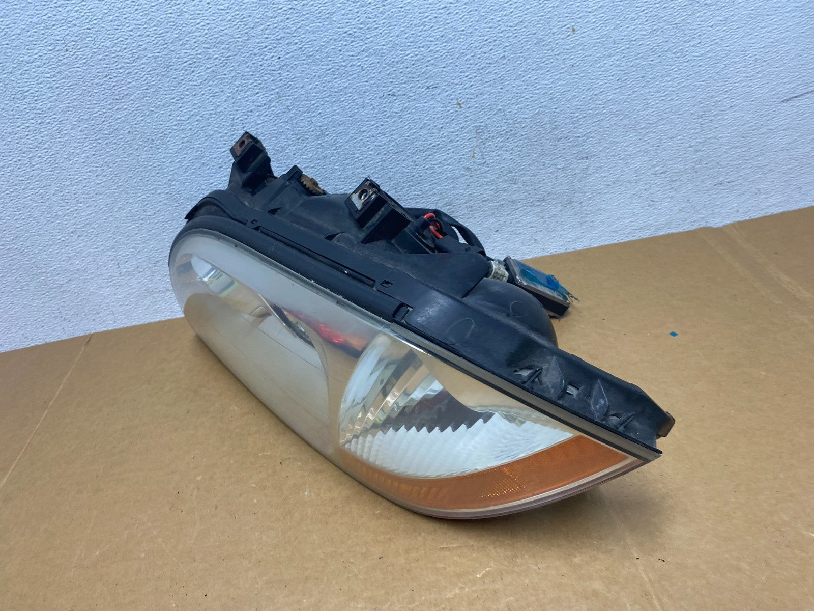 2001 to 2003 Acura MDX Left Driver LH Halogen Headlight AD8905 DW1