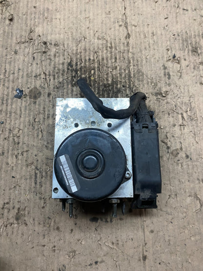 2006 2007 Mercedes C280 C350 ABS Anti Lock Brake Pump Module V6857 DG5